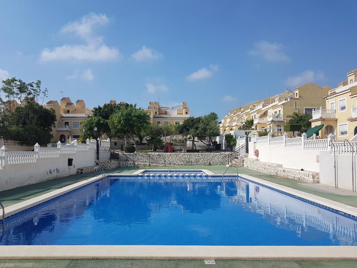 Globus Gran Alacant Villa Santa Pola Kültér fotó